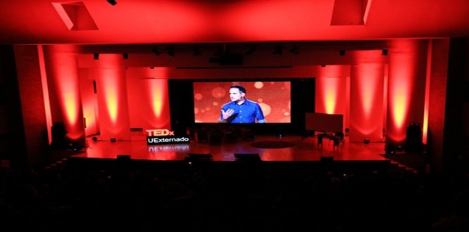 UNIVERSIDAD EXTERNADO TE INVITA AL PRÓXIMO TEDxUExternado UNIVERSIDAD EXTERNADO TE INVITA AL PRÓXIMO TEDxUExternado