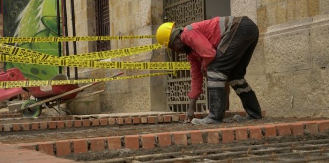 OBRAS EN CANDELARIA
