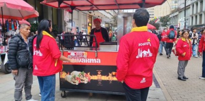 VENDEDORES INFORMALES VENDEDORES INFORMALES